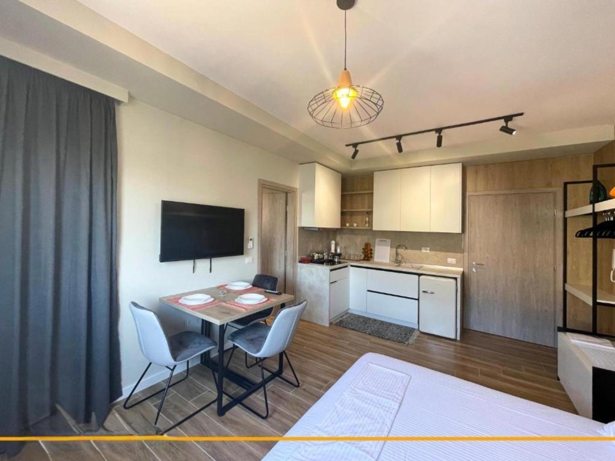 Flori Apartments Σαράντα Εξωτερικό φωτογραφία