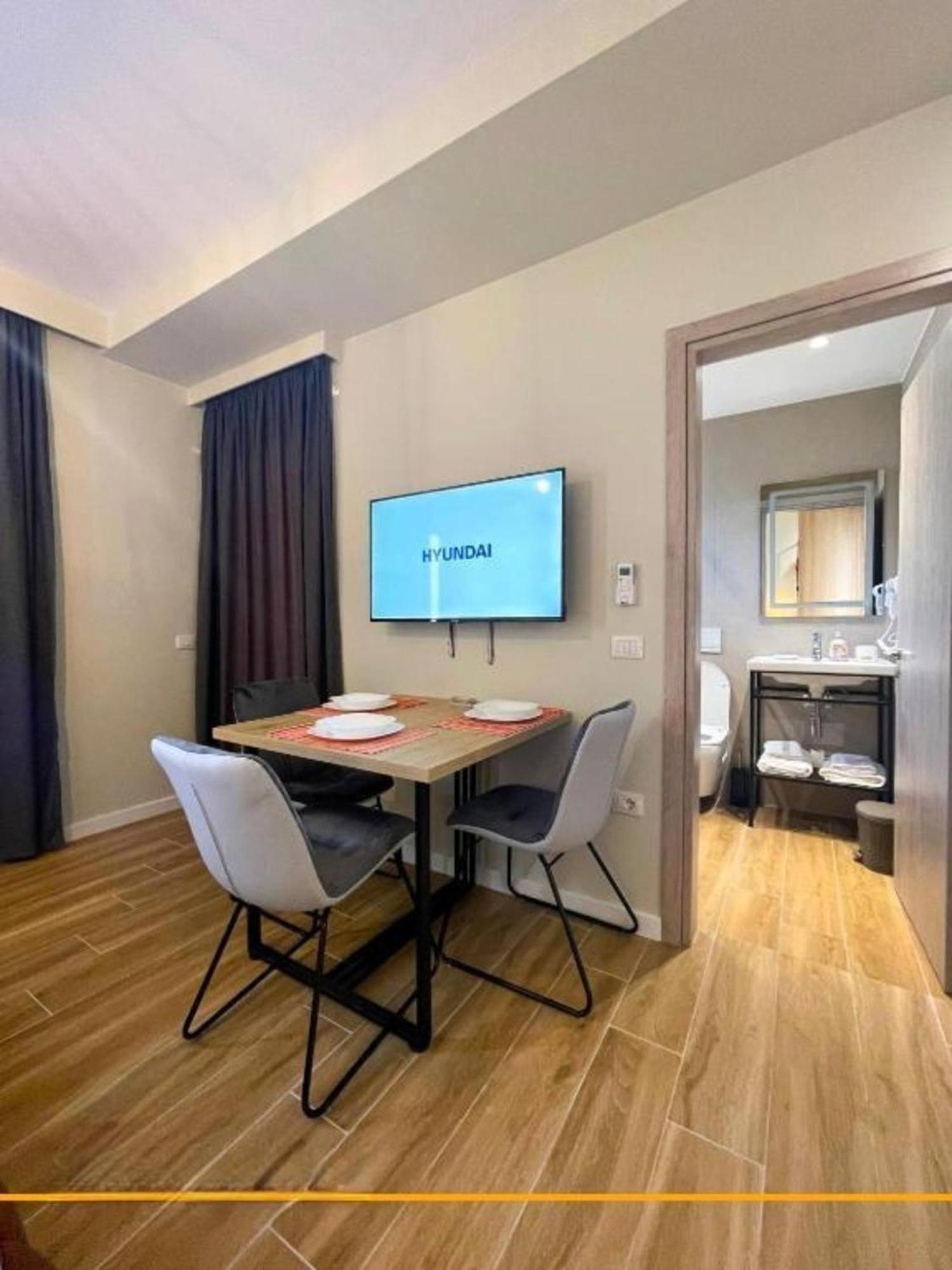 Flori Apartments Σαράντα Εξωτερικό φωτογραφία