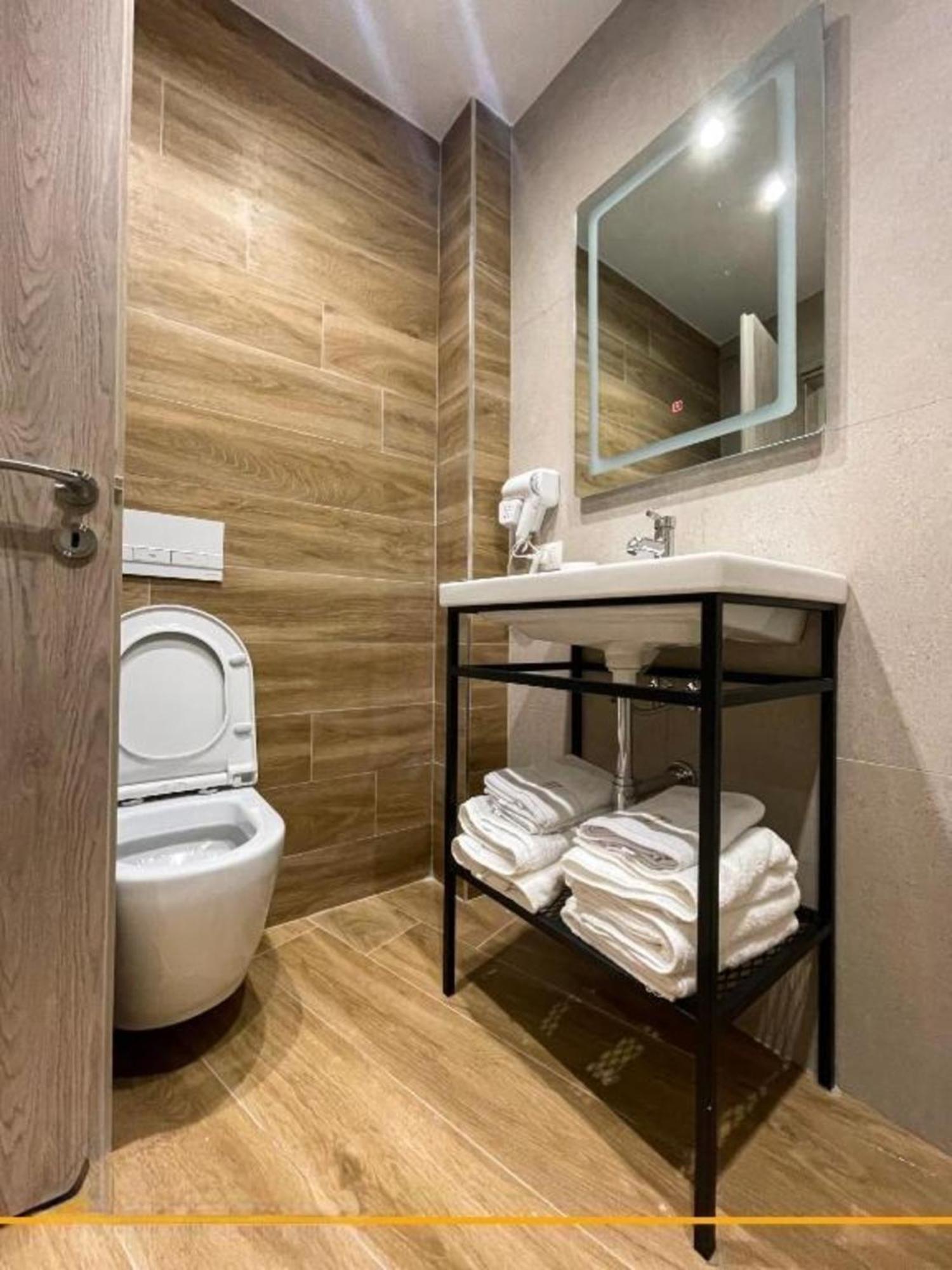 Flori Apartments Σαράντα Δωμάτιο φωτογραφία