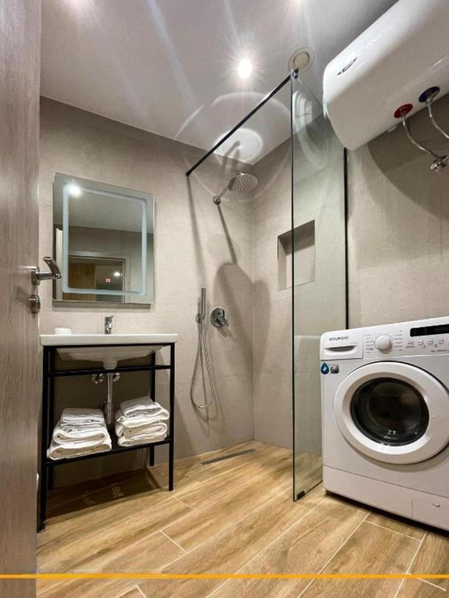 Flori Apartments Σαράντα Δωμάτιο φωτογραφία